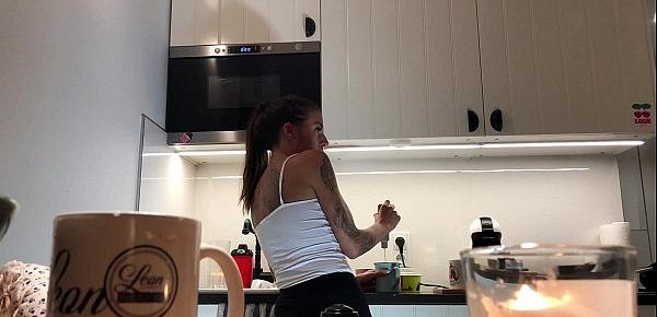  Perfect Pokies on the Kitchen Cam, Braless Sylvia and her Amazing Nipples
